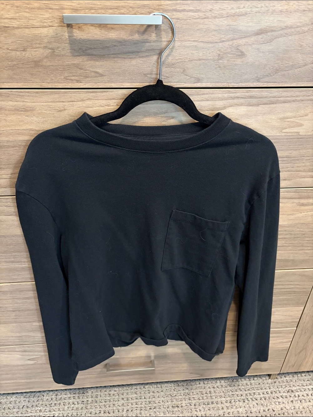 Abercrombie & Fitch Black Long-Sleeve Pocket Tee